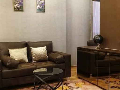 For sale: Q Chidlom-Phetchaburi, built-in in the whole room, north facing, unblocked view, many functions, can store things in many places, urgent