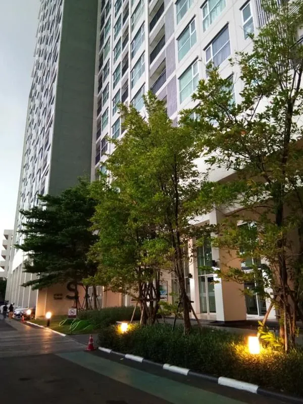 ขายคอนโด Aspire Sukhumvit 48 ขนาด 38.33 ตร.ม. พร้อมเฟอร์ ใกล้ bts พระโขนง พร้อมเข้าอยู่ได้เลย