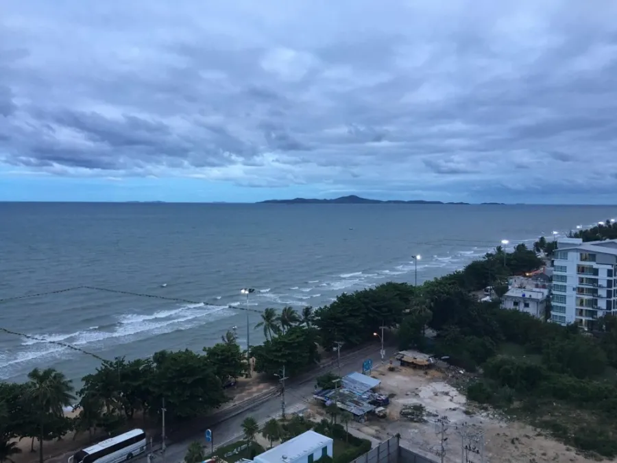 ให้เช่า ซีตัส บีชฟรอนท์ พัทยา (จอมเทียน) ติดหาดจอมเทียน หันหน้าออกทะเล ตรงๆ วิวทะเล 180 องศา ต้องจอง