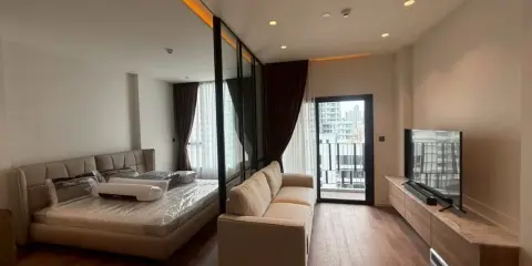 ให้เช่า MUNIQ Sukhumvit 23 1 ห้องนอน 1 ห้องน้ำ พื้นที่ใช้สอยเยอะ เฟอร์ครบ จองเลย