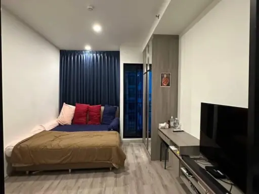 KnightsBridge Collage condo for sale, nice room, furniture + complete set of electrical appliances, hurry to book now images