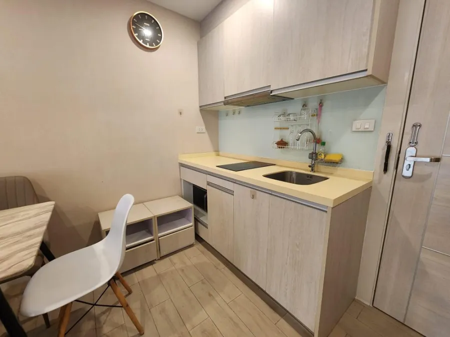 ให้เช่า Seven Seas Condo Resort Jomtien ชั้น 1 ห้องติดสระ เฟอร์นิเจอร์ครบตามภาพ รีบจองเลยก่อนพลาด