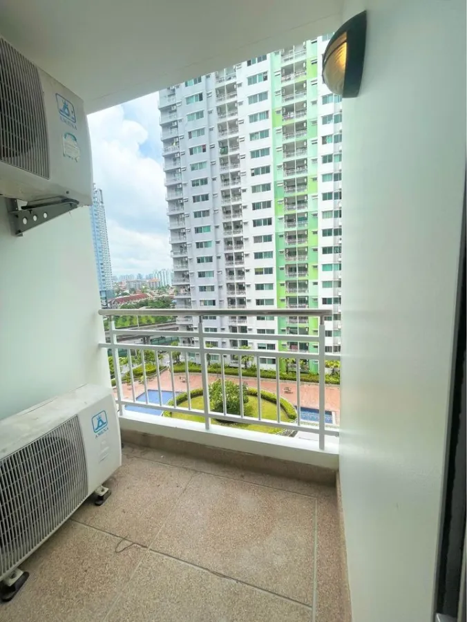 Supalai Park for sale, Tiwanon Intersection, 9th floor, very spacious room, beautifully decorated, livable, very stylish. If you miss it, you will reg