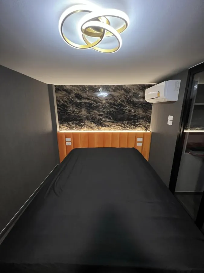 For rent Knightsbridge Space Ratchayothin Duplex, Living space 37 sq.m. ชั้น 20 ต้องรีบมาจอง