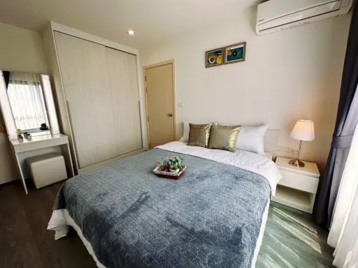 For rent: Rich Park Triple Station, 31st floor, comes with complete decoration. If interested, hurry and reserve now. images