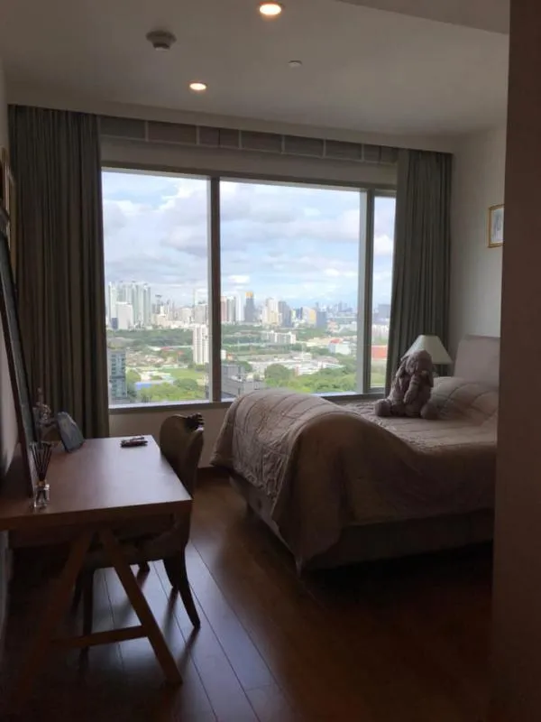ขาย!! คอนโด 185 ราชดำริ .(Simplex Room) 2 ห้องนอน 2 ห้องน้ำ ชั้นสูง วิวสวย ห้ามพลาด!!