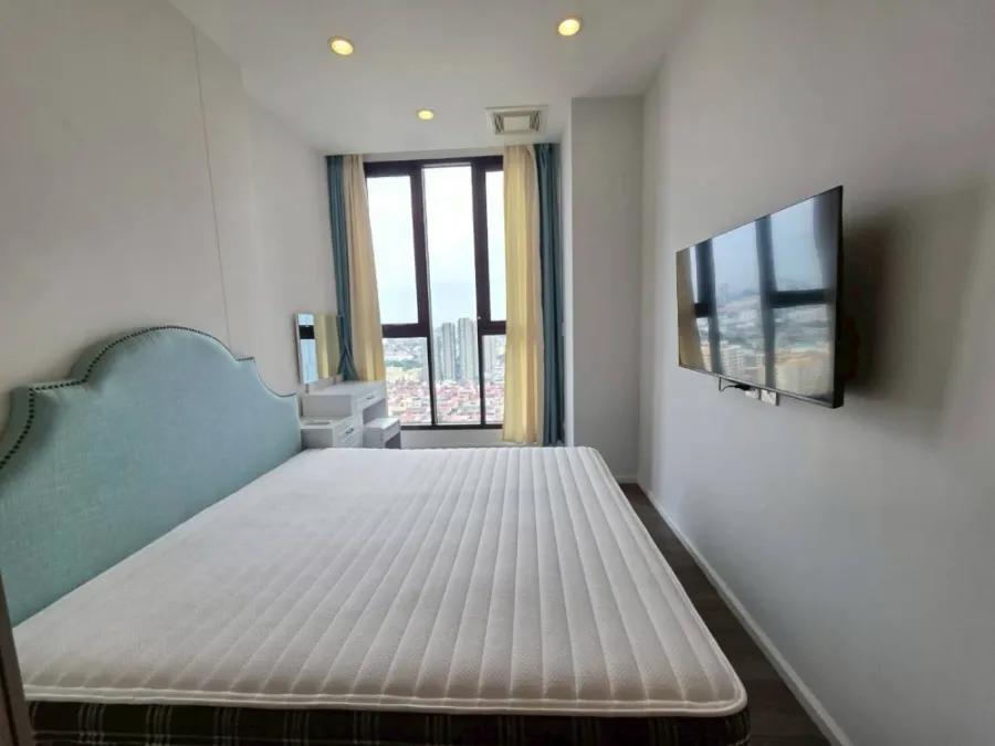 Condo for rent, Whizdom Essence. Available now! Book now!!
