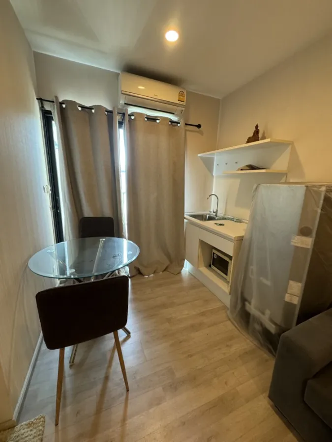 Urgent sale! Plum Condo Central Station, ready to move in, complete facilities, come and reserve now.
