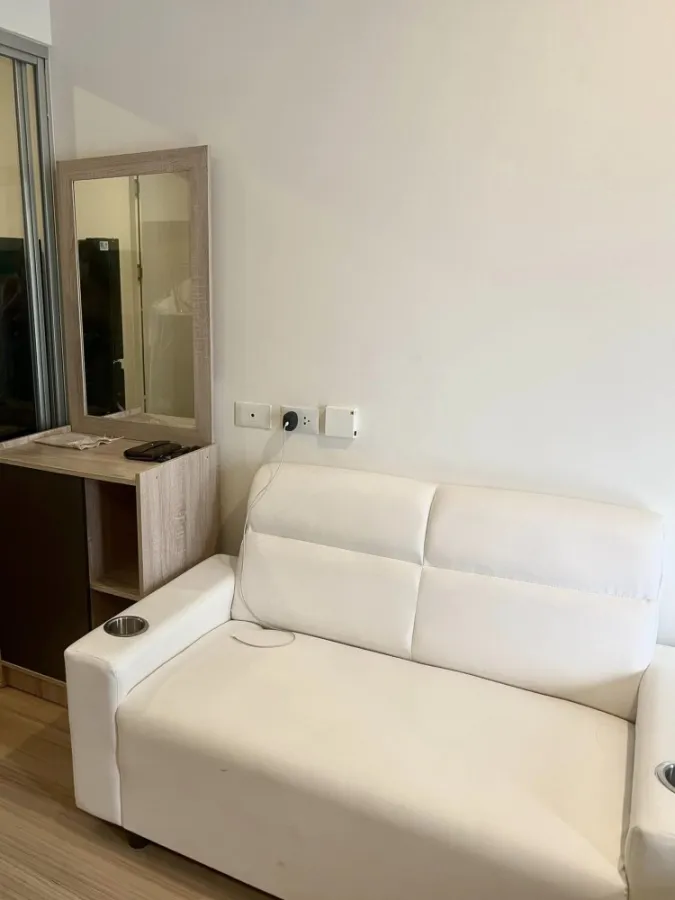 For rent LPN Chaengwattana - Pak Kret, nice room, bright tones, clean, high view, don't miss it.