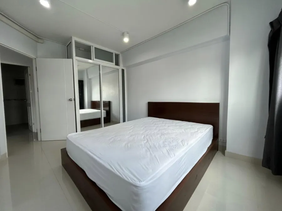 For rent Thonglor Tower Condominium ชั้น 10 ได้วิวสูง มาพร้อมสิ่งอำนวยความสะดวกครบ จองเลย