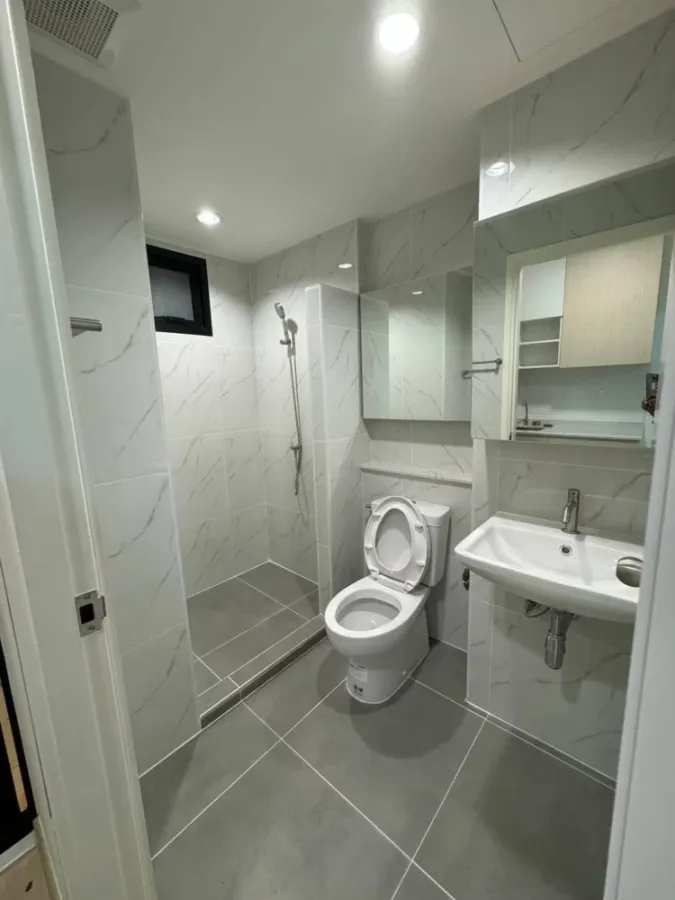 For rent: Plearn Plearn Condo, Rama 7 - Bang Kruai, 4th floor, size 49 sq m., 2 bedrooms, furnished, ready to move in with your bags.