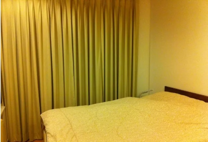 For rent: The Niche Sukhumvit 49, 1 bedroom, decorated, ready to move in, fully furnished. If you miss it, you'll regret it. Hurry and book now.