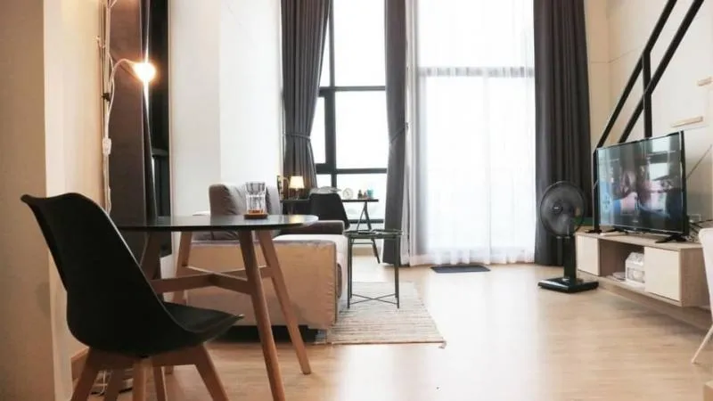 Knightsbridge Duplex Tiwanon ห้องหัวมุม มีความเป็นส่วนตัว คอนโด 2ชั้น เฟอร์ฯแน่นๆ อย่าพลาด เช่าด่วน