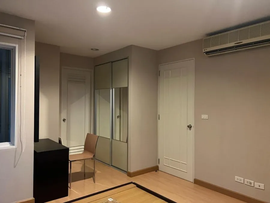 ขาย The Bangkok Narathiwas 1 ห้องนอน 1 ห้องน้ำ เฟอร์+เครื่องใช้ไฟฟ้านครบชุด ราคาคุ้มจองเลย