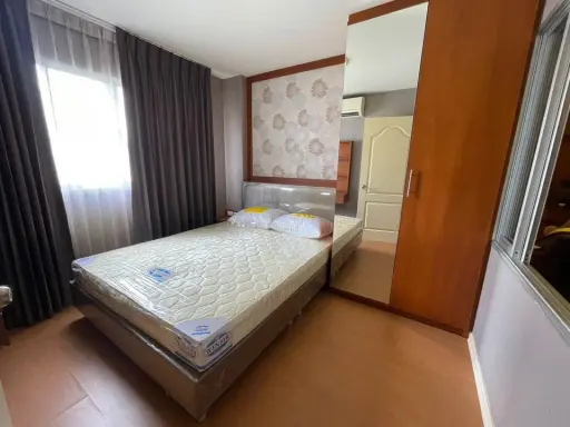 For rent Lumpini Condo Town Rattanathibet, simple decorated room, looks good and stylish, fully furnished, reserve now.