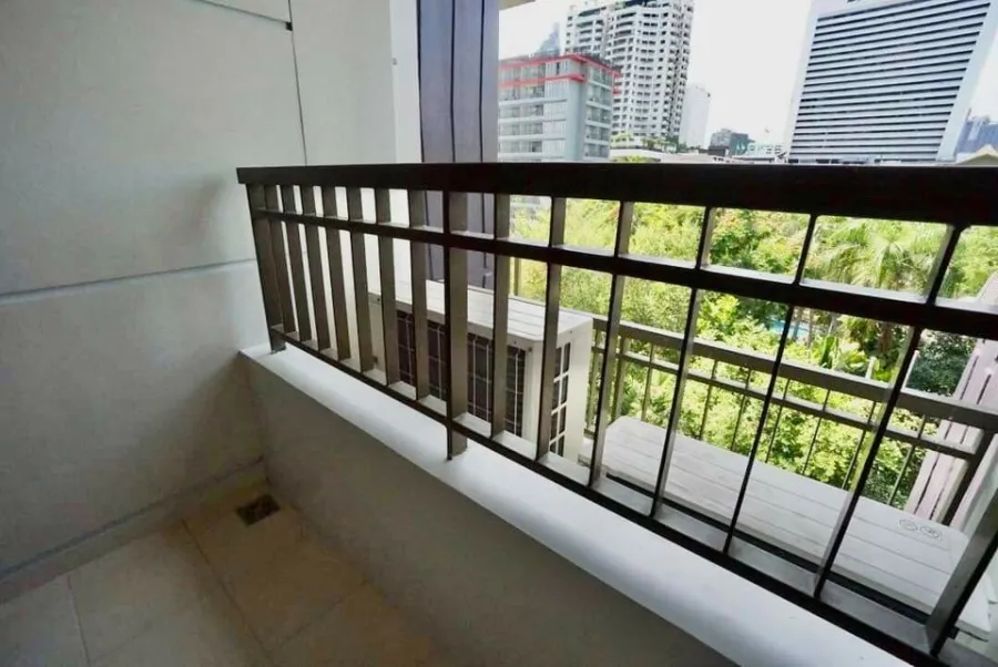 ขาย คอนโด โคเรสซิโอ สาทร-พิพัฒน์ ไม่บล็อควิว ห้องหัวมุม หันหน้าเข้าบ้านท่านทูต วิวสวย