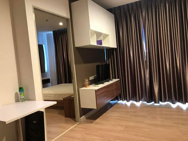 ให้เช่า The Capital Rajprarob-Vipha ห้องสวยใหม่สุดๆ 1นอน เฟอร์built-in ภายในเงียบสงบ จองเลย !