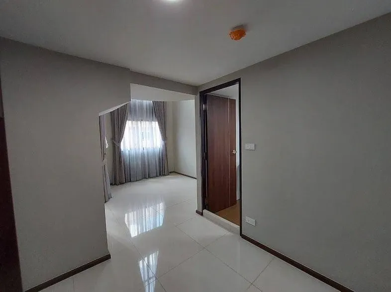 ขาย ให้เช่า TGold Condo Ladprao 93 ชั้น 4 ห้อง duplex พร้อมอยู่ จองเลย ด่วนๆจ้า