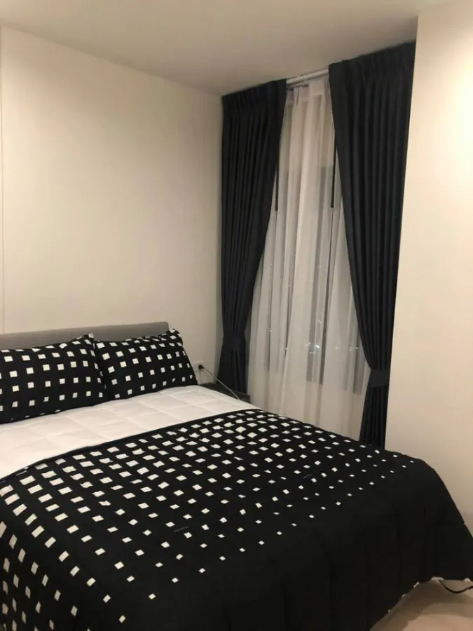 Selling Decon Prime Rattanathibet, 32nd floor, Chao Phraya River view. Super cool room It's fully furnished. Book now.