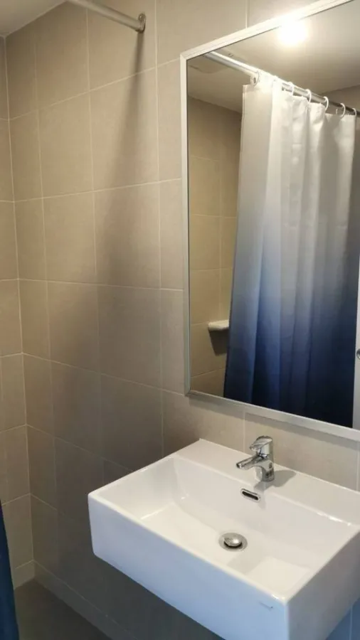 For rent, Lumpini Ville Chaengwattana-Pak Kret Station, fully furnished, carry the bag. Nicely decorated. Hurry up to reserve.