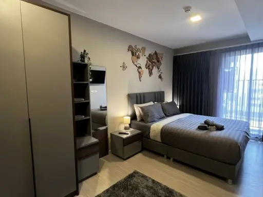 For rent: Quintara Phume Sukhumvit 39. Fully furnished and equipped with appliances. Just bring your suitcase and move in!