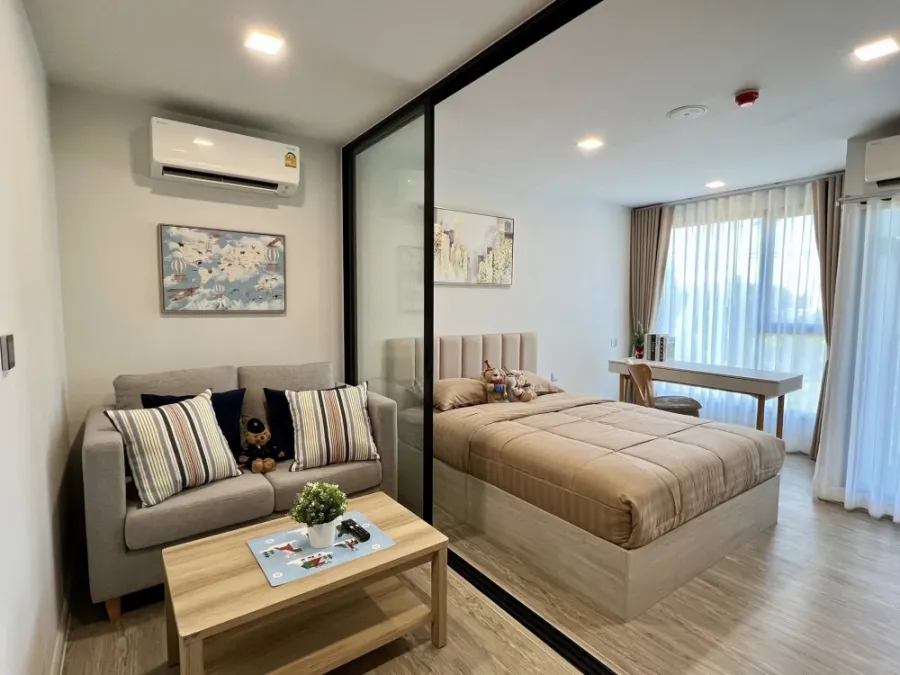 For rent: Kave Seed Kaset, a lovely room with furniture and appliances. Just bring your own. Reserve now before it's too late!