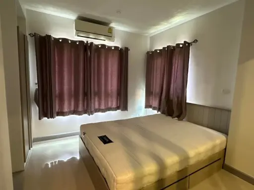 ให้เช่า!! ลาซิโอ ศรีย่าน คอนโดแบบ low rise สงบ เป็นส่วนตัว ไม่พลุกพล่าน ชั้น4 วิวสระว่ายน้ำ จองเลย!! images