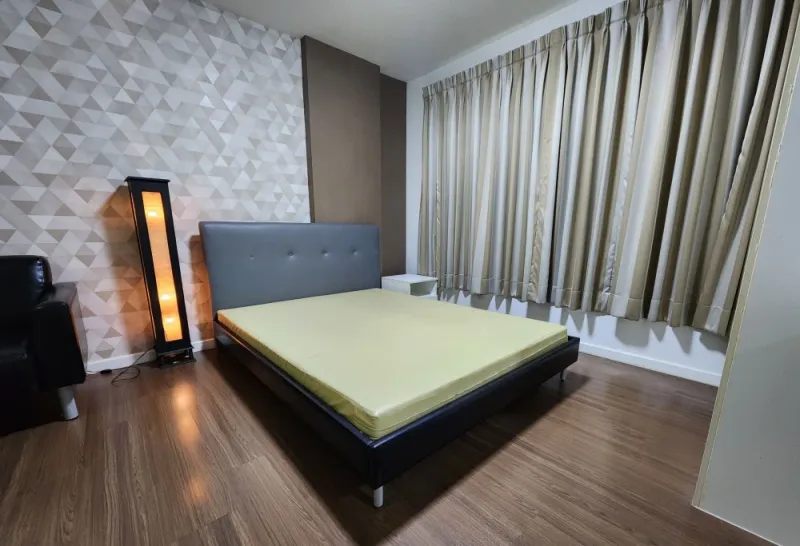 ให้เช่า!! ดี คอนโด สาธุประดิษฐ์ 49 ชั้น 1 ตึก A วิวสวน ห้องสวย เฟอร์นิเจอร์ครบพร้อมอยู่ ห้ามพลาด!!