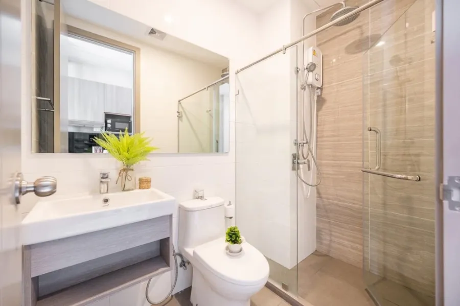 For rent, Knightsbridge Prime Onnut, 29th floor, river view, fully furnished room, luxurious, very livable, say you don't miss it.