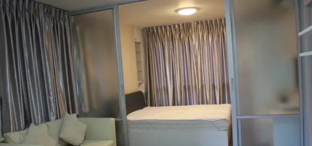 ให้เช่า D condo Campus Resort Bangsean ห้องมุมให้ความเป็นส่วนตัว ทำเลดี มาพร้อมสิ่งอำนวยความสะดวกครบครัน จองเลย images