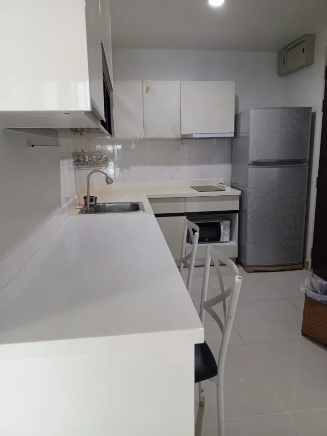 Condo for rent, The President Sukhumvit 81, 2 bedrooms, 1 bathroom, built-in furniture, reserve quickly.