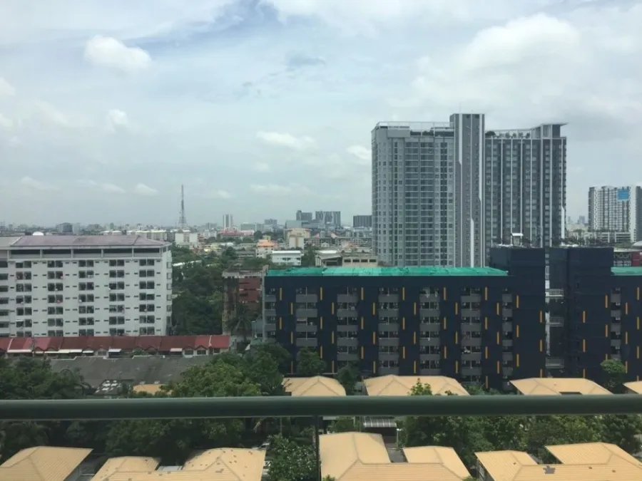 ขาย คอนโด ลุมพินี พาร์ค รัตนาธิเบศร์ – งามวงศ์วาน ห้องมุม ขนาดใหญ่กว่าห้องอื่น เฟอร์ใหม่ครบครัน