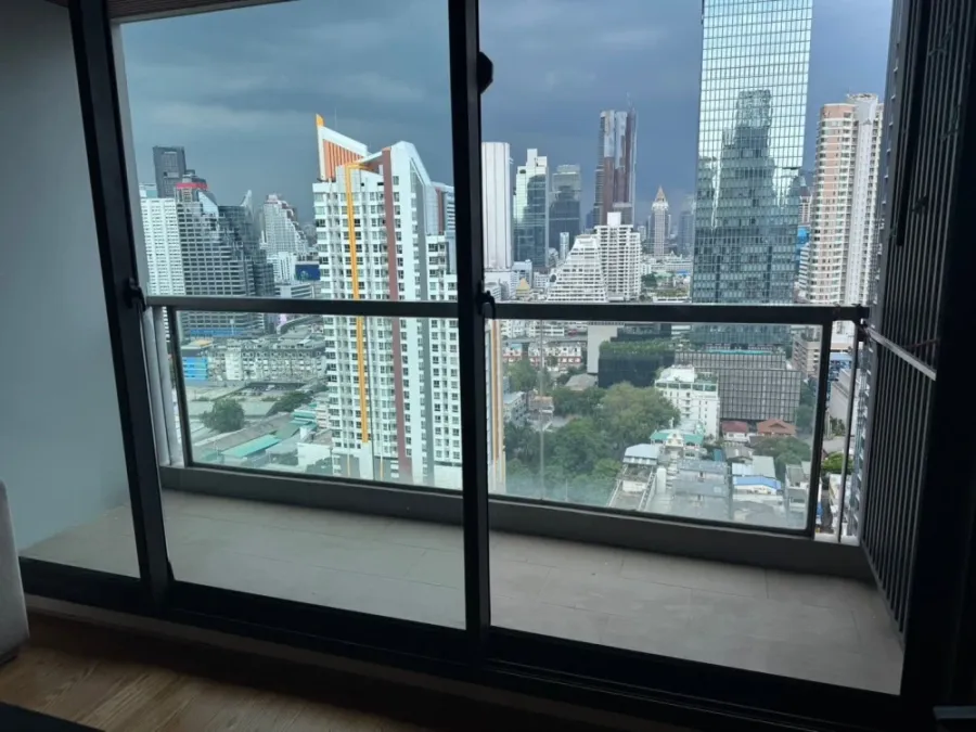 ให้เช่า The Address Sathorn ห้องอยู่ชั้นสูง ได้วิวเริ่ดๆ พื้นที่ใช้สอยเยอะมาก พร้อมเข้าอยู่ได้เลย