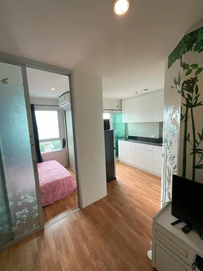 For sale or rent: Lumpini Park Phetkasem 98, 7th floor, partitioned unit, fully furnished, ready to move in. Book now!