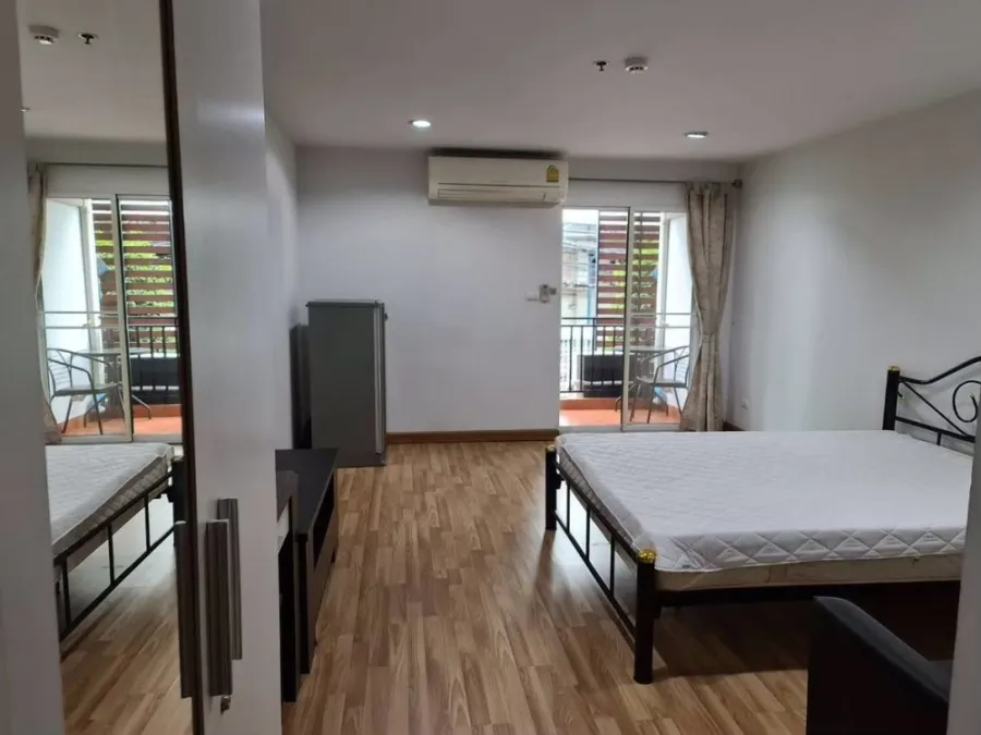 ให้เช่า รีเจ้นท์ โฮม 12 ลาดพร้าว 41 ชั้น 2 ห้องกว้างอยู่สบาย แต่งครบ พร้อมอยู่ จองเลย ด่วนๆจ้า