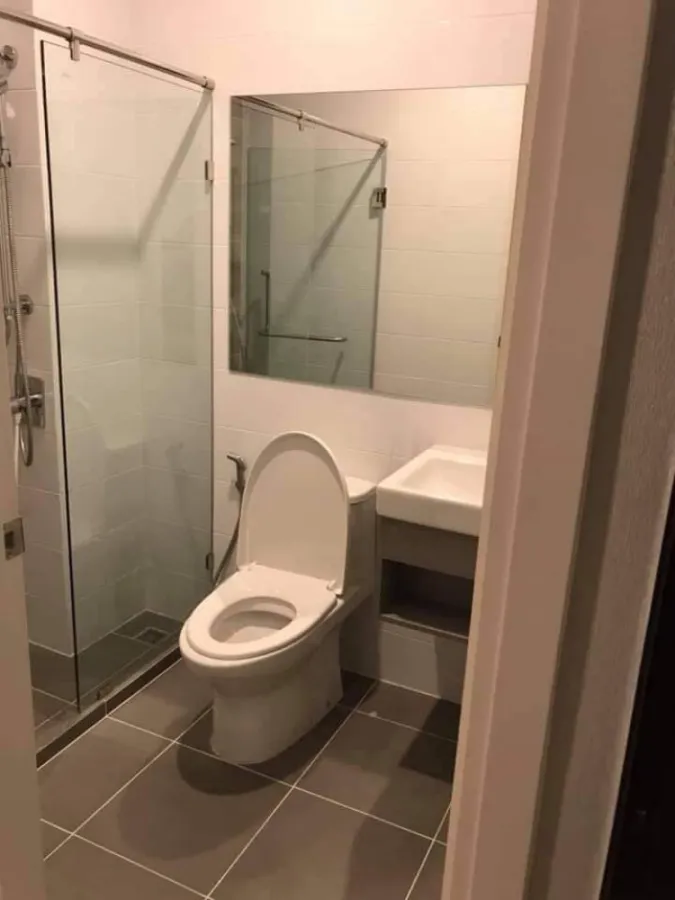 Condo for rent, Knightsbridge Collage Ramkhamhaeng, high floor room, clear view, fully furnished, ready to move in. Don't miss it!!