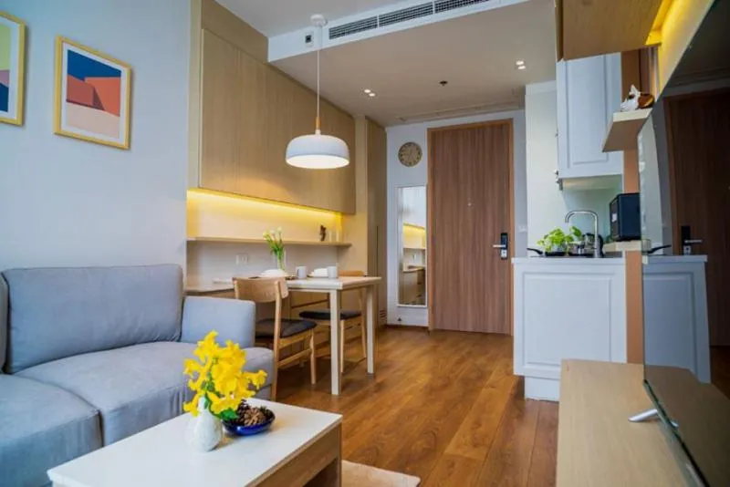 Condo for rent, Noble B Sukhumvit 33, high floor, beautiful view, close to the train, convenient transportation, ready to move in, do not miss !!
