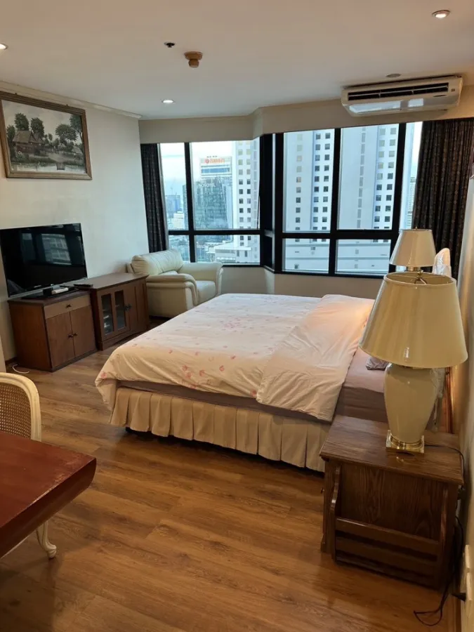 ให้เช่า!! คอนโด เพรสซิเด้นท์ เพลส ห้องสวย ชั้น 27 ทำเลดี จัดเต็มสิ่งอำนวยความสะดวก ห้ามพลาด!!