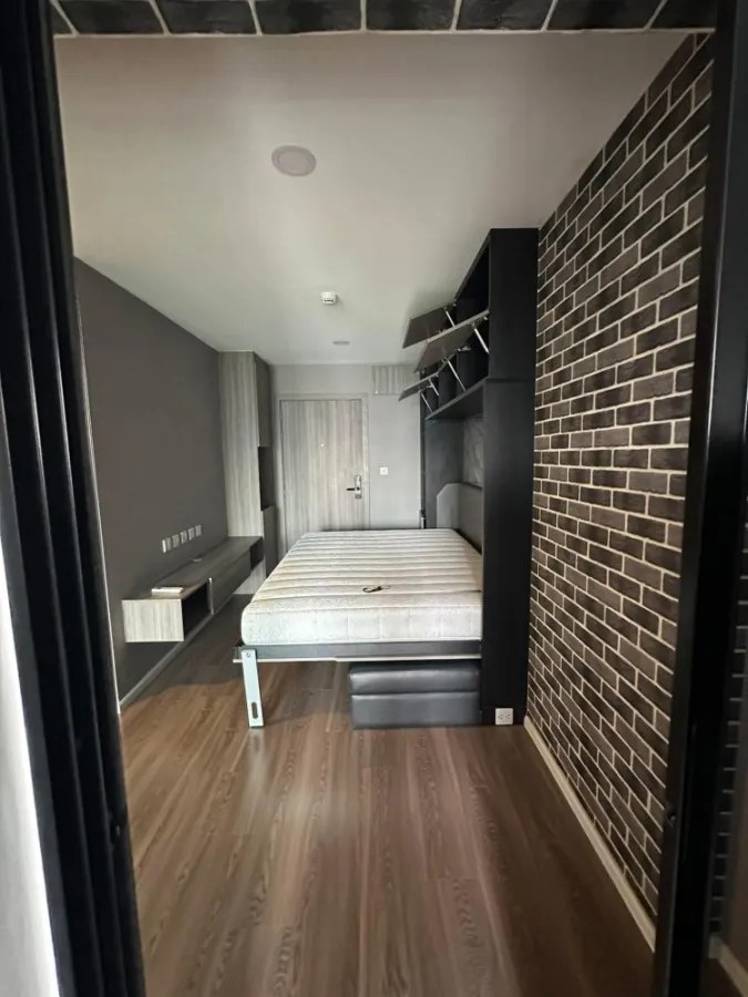 For rent, The Origin Phahon - Saphan Mai, fully built-in furniture, very good price, one bag can move in.
