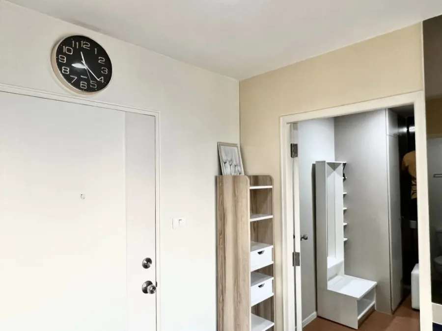 For sale, Lumpini Mega City Bangna, Building D, 15th floor, clear view, fully furnished room, livable, buy now, great value.