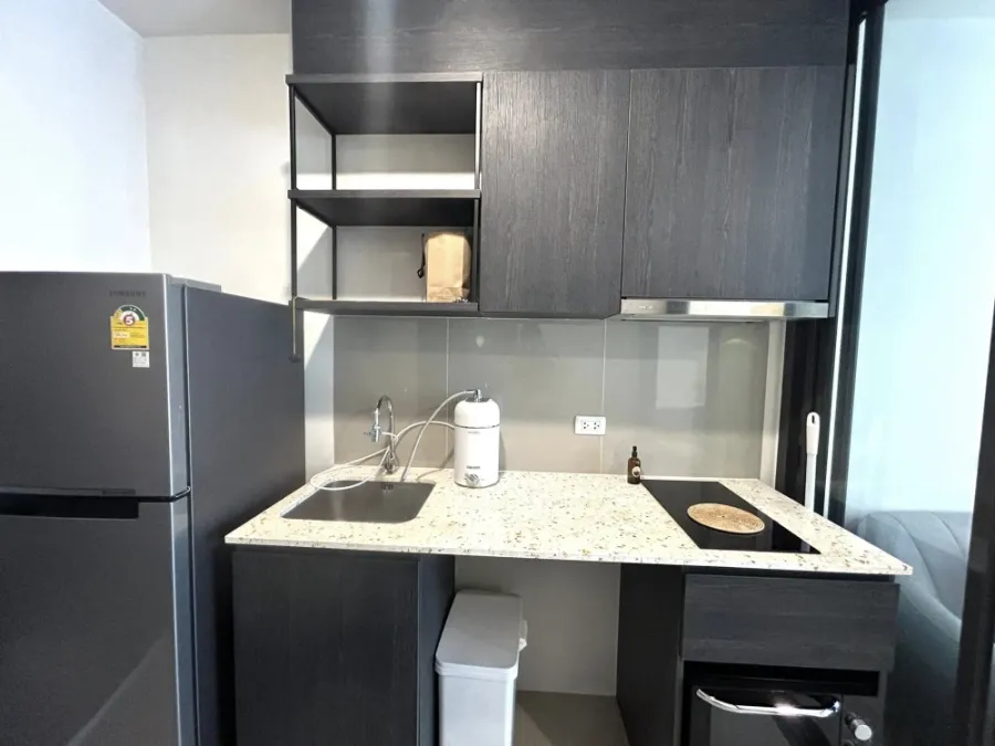 For sale, for rent, XT Huaikhwang, a nice room, complete with furniture and electrical appliances. If you don't reserve, you'll regret it later.