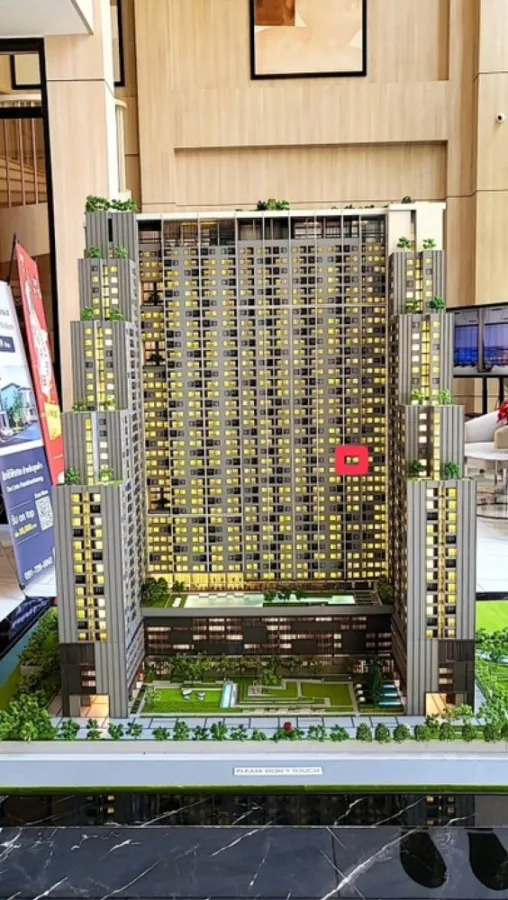 ขายดาวน์ เดอะ ลิฟวิ่น รามคำแหง ชั้นสูง ห้องกว้างขวาง ส่วนกลางดีมาก เดินทางสะดวก รีบจับจองเป็นเจ้าของ