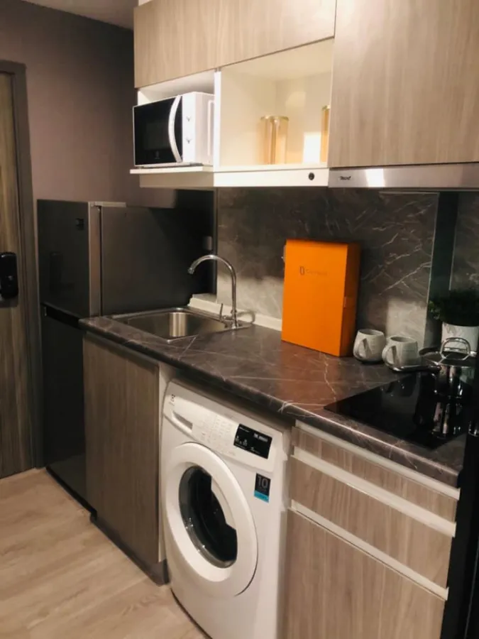 Urgent sale !! Condo B.Loft Sukhumvit 109, Building B, 2nd floor, near BTS Bearing, ready to move in, book now !!