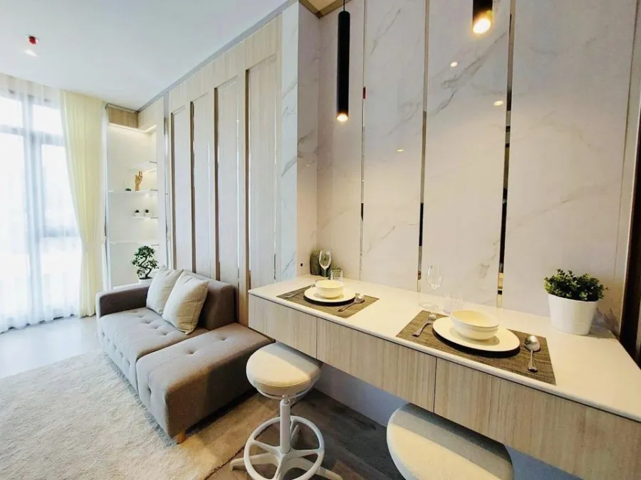 ให้เช่า ริทึ่ม เอกมัย เอสเตท ชั้น 8 วิวสวย Built-in ตกแต่งครบ บอกเลยว่าน่าอยู่สุดๆ จองเลย ห้ามพลาด
