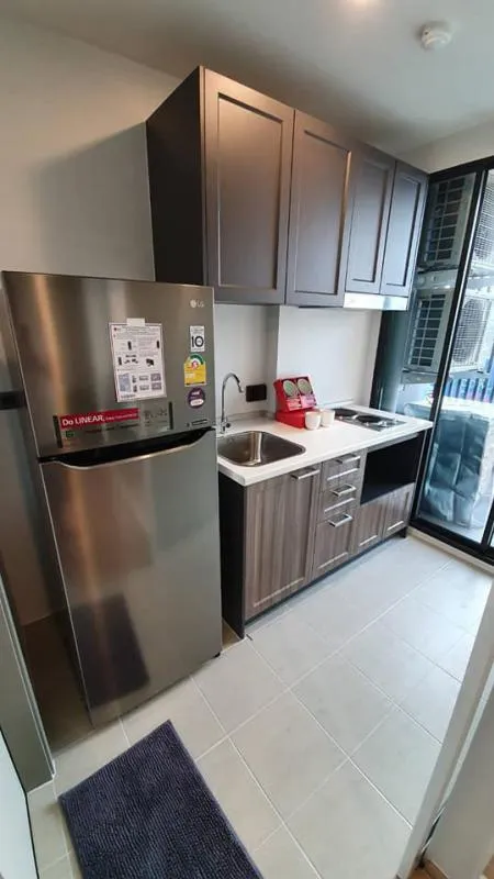 For rent!! Premio Quinto Condo, 8th floor, Building A, beautiful, luxurious, looks expensive, fully furnished. Ready to move in, don't miss it!!