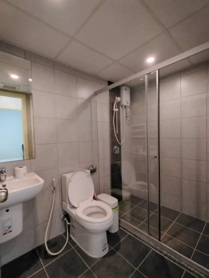 Condo for rent Supalai City Resort Cheangwatthana The room is big and comfortable. There is a usable area. The best value must be here.