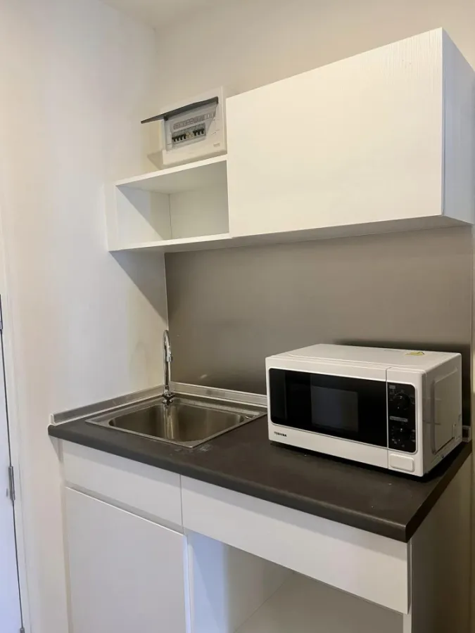 For rent LPN Chaengwattana - Pak Kret, nice room, bright tones, clean, high view, don't miss it.