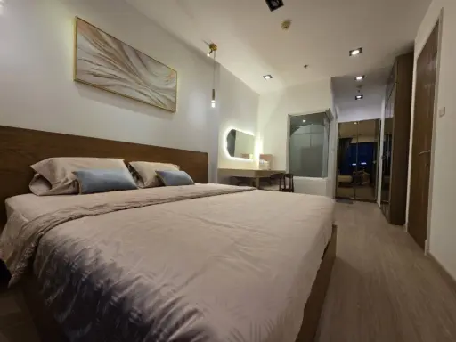 Supalai Premier @ Asoke Condo, New and Beautiful High-Floor Unit with Stunning Open-Air City Views. images