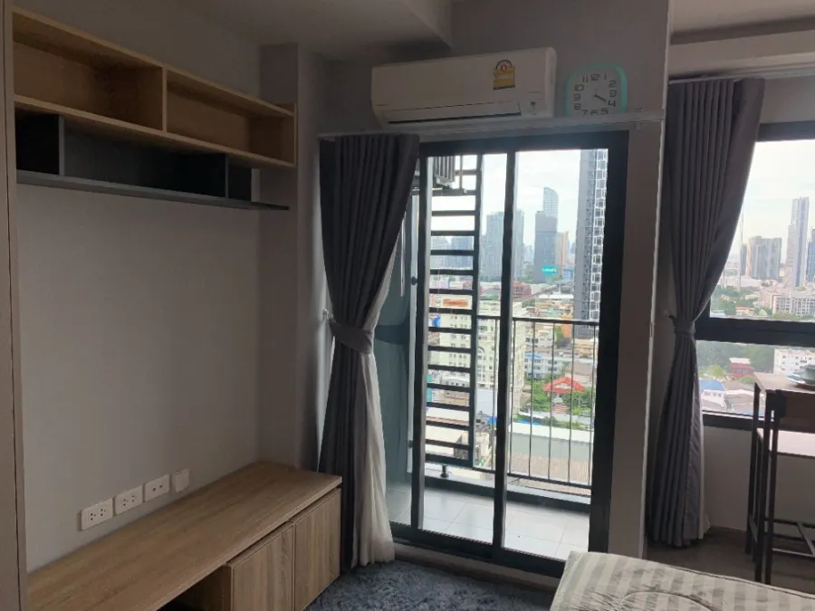 For rent!! Condo Ideo Sukhumvit 93, 19th floor, Building A (corner room), fully furnished, ready to move in. Don't miss it!!