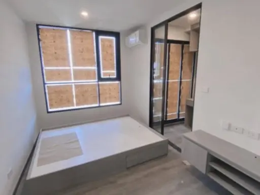 Sale down payment for Condo The Origin Sukhumvit-Sai Luat E22 Station, fully furnished room with facilities, hurry to book now. images